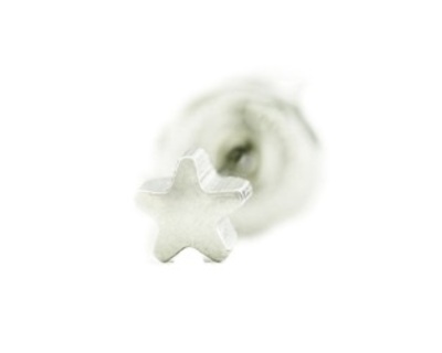 N12-0501 belőhető fülbevaló 4mm
